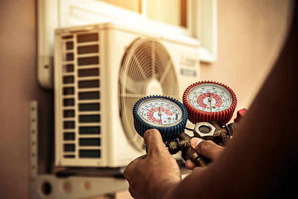 Professional Hvac technician working in Whitehouse Station, NJ